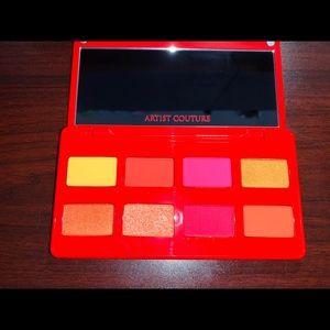 caliente eyeshadow palette